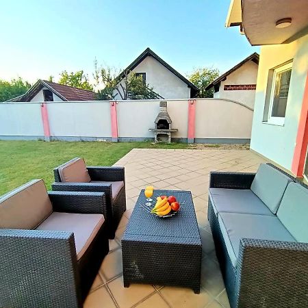 Villa 2 Etagen Mit Grossen Garten Modrica Esterno foto