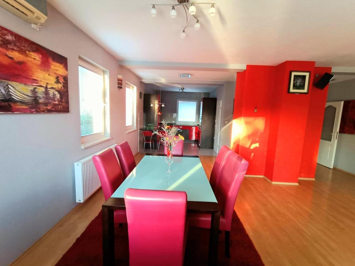 Villa 2 Etagen Mit Grossen Garten Modrica Esterno foto